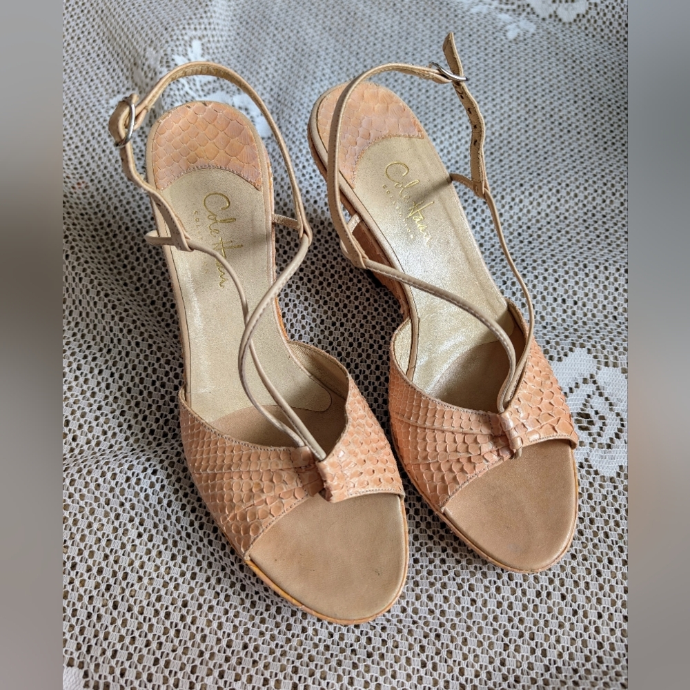 Vintage Cole Haan Anthropologie Leather Blush Wedges - Picture 3 of 6
